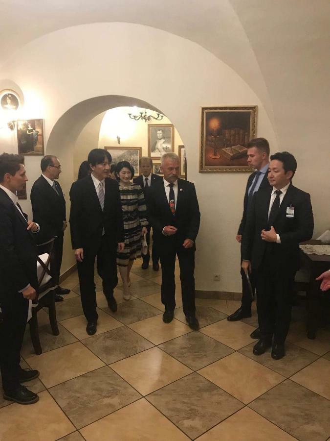 Hotelik Polonia Łowicz エクステリア 写真